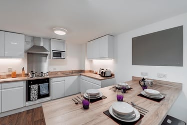 1 bed flat, Regent Street, City Centre, Plymouth, PL48BA - Image 4